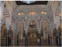 Arcs lobs entrelacs devant le mihrab